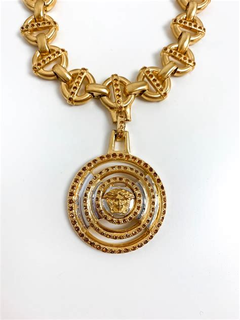 versace pendent